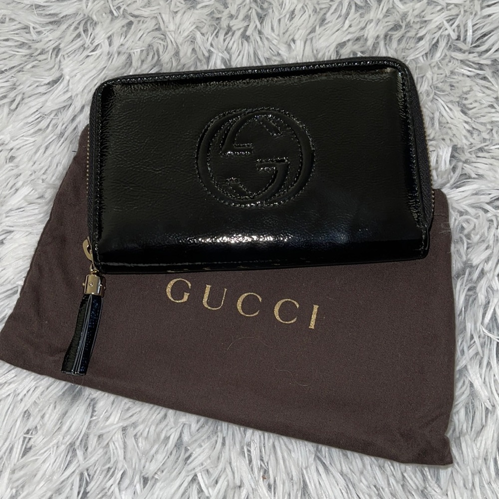 Gucci Soho Patent Leather Wallet Black